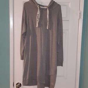 Long hoddie shirt